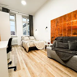 Apartament 1min Walk To Market Square, Beautiful Views! Stylish 1br Kitchen, Wrocław
